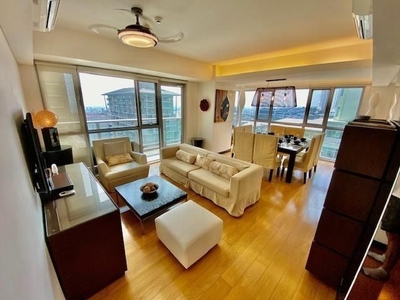 FOR SALE One Serendra West Tower BGC on Carousell