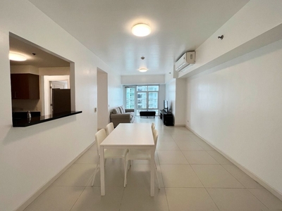 For Sale: Red Oak at Two Serendra 3-BEDROOM Fully-furnished Condo in BGC Taguig on Carousell