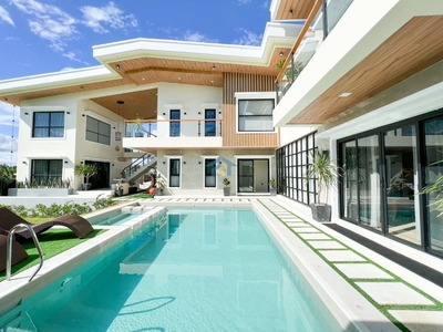 For Sale Tagaytay City Luxurious Resort-Type House on Carousell