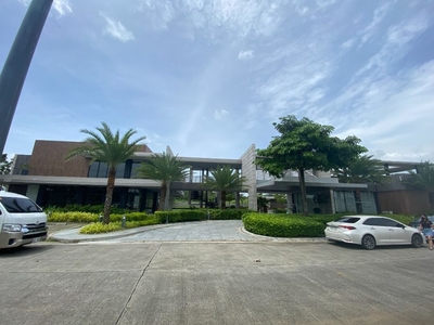 FOR SALE The Enclave Alabang on Carousell
