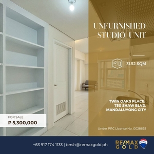 FOR SALE: Unfurnished Studio Unit in East Tower Twin Oaks Place