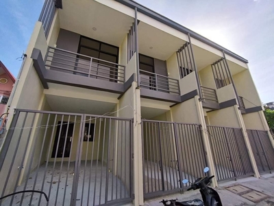 Gatchalian Las pinas 3Br Townhouse for sale on Carousell