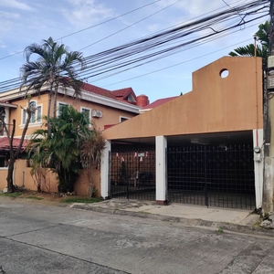 House and Lot For Sale BF Homes Paranaque Cit on Carousell
