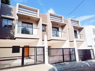 House and Lot For Sale in Antipolo city Rizal.. Walking distance from Robinson antipolo and Antipolo church.. Flood free ❗❗ on Carousell