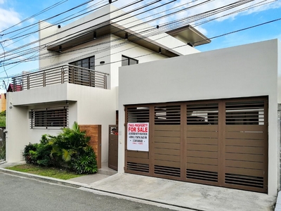 House And Lot For Sale In Bf Almanza Las Pinas City on Carousell