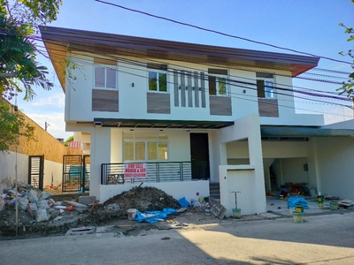 House And Lot For Sale In Bf Homes