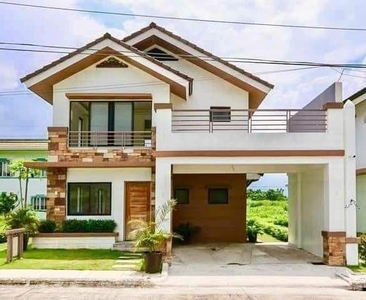 house and lot for sale in calamba laguna 3br montebello at ciudad de calamba on Carousell
