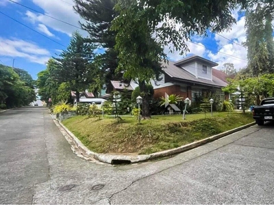 House and Lot for sale in Capitol Hills Quezon City near Batasan Commonwealth Katipunan on Carousell