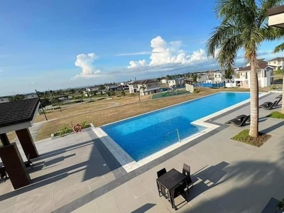House and Lot for sale in Laguna Calamba Nuvali Southdale Settings near Tagaytay on Carousell
