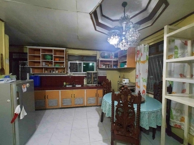 House and Lot For Sale in Makati Near BGC Taguig on Carousell