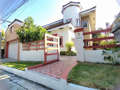 House And Lot For Sale In Tahanan Village Paranaque on Carousell