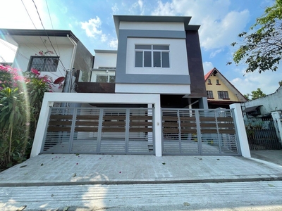 House and lot For Sale jn Don Antonio Heights Quezon City on Carousell