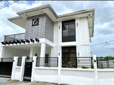 House and Lot For Sale RUSH! on Carousell