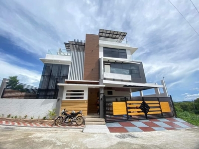 House and lot for sale with swimming pool and elevator in Antipolo city Rizal on Carousell
