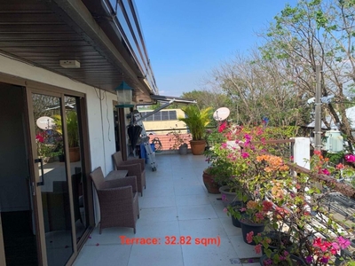 House for Sale in Alabang Muntinlupa on Carousell
