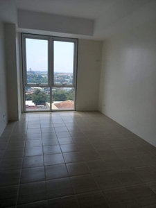 INVESTMENT STUDIO TYPE CONDO FOR SALE IN RESORT TYPE PASIG NEAR EASTWOOD on Carousell