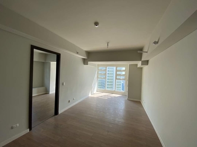 Kroma Corner 2BR Unit for Sale on Carousell