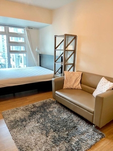 Kroma Tower Makati | Studio Unit for Rent on Carousell