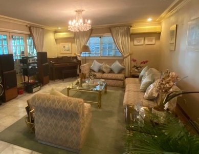 LA899sqm Corinthian Gardens house and lot for sale on Carousell