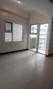 Makati 1br rent to own paseo de roces on Carousell