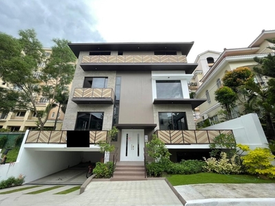 McKinley Hill Village 5BR House For Sale on Carousell