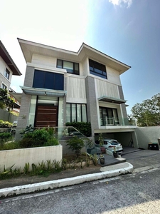 Mckinley Hill Village house for sale on Carousell