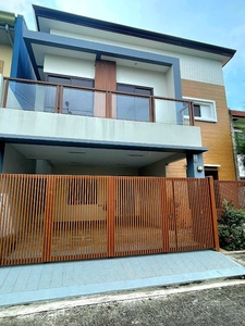 Modern House in Greenwoods for Sale on Carousell