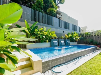 Modern w/ swimming pool House and Lot for sale in Multinational Village Paranaque on Carousell