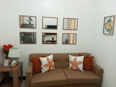 Nicely-Designed Fully-Furnished 1BR w/ Balcony for Sale in SMDC Field Residences on Carousell