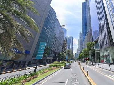 Office Space for Rent in Ayala Ave.
