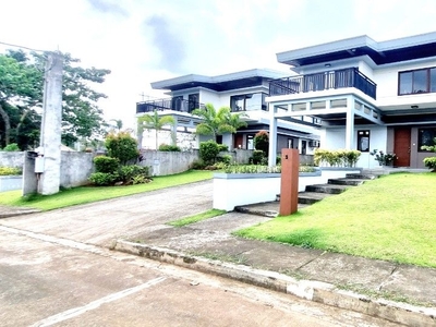 Overlooking RFO House and Lot for sale in Antipolo City nr Marikina City on Carousell
