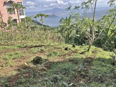 Overlooking taal view lot for sale Tagaytay on Carousell
