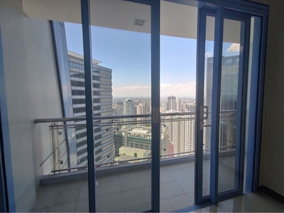 Penthouse 2BR With Balcony In MAKATI for Sale on Carousell