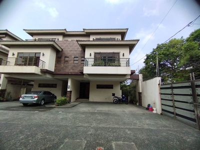 Pre Owned 3 Storey Townhouse in New Manila Quezon City for Sale on Carousell