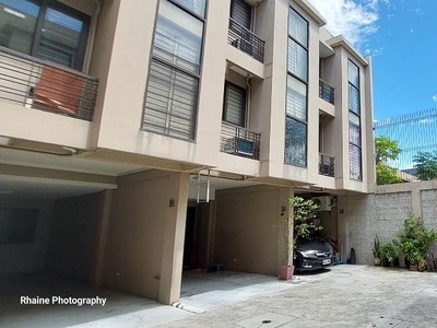 Pre-Owned Mandaluyong Townhomes with 2 Car Garage For Sale! First Come First Serve! on Carousell