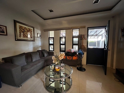 Pre-owned Townhouse For Sale in Better Living Paranaque on Carousell