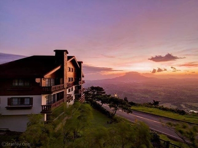 Prime property for sale in Tagaytay highlands on Carousell