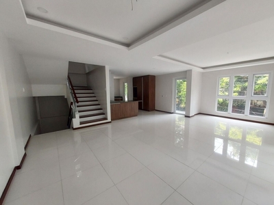 Quezon Avenue Delta Townhouse For Sale on Carousell
