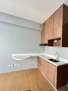 R Square Residences . Studio Deluxe Unit for Rent on Carousell