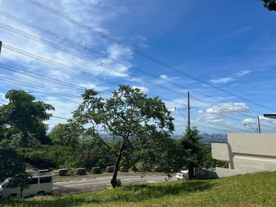 Residential Lot with overlooking City and Lake View for sale in Havila Township Antipolo compare Sun Valley Golf on Carousell