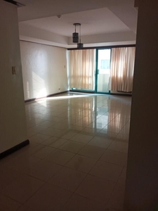 Robinsons place residences Faura condo for rent 71sqm 1 bedroom on Carousell