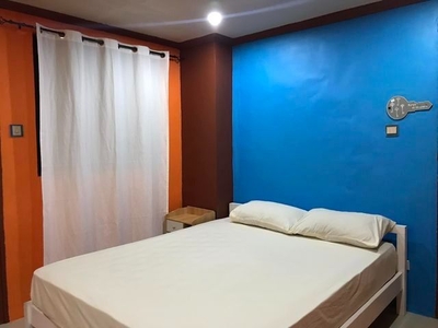 ROOM for RENT with attached TERRACE on Carousell