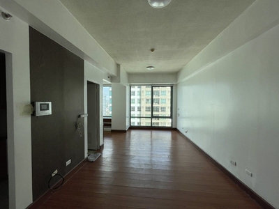 Rush Sale: Studio unit in Bellagio Tower 1 for only 6.9M! on Carousell
