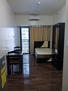 SMDC air residences studio with balcony for rent on Carousell