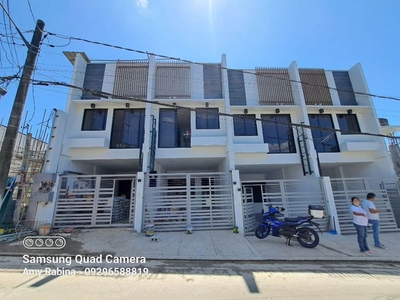 SPACIOUS TOWNHOMES FOR SALE IN MARIKINA HEIGHTS on Carousell