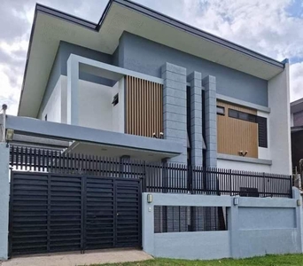 Tagaytay House and lot for Sale with swimming pool on Carousell
