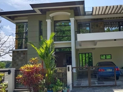 TAGAYTAY HOUSE FOR SALE OVERLOOKING TAAL on Carousell