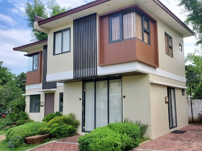 The 3-Bedroom House for Sale in Minami Residences via Cavitex on Carousell