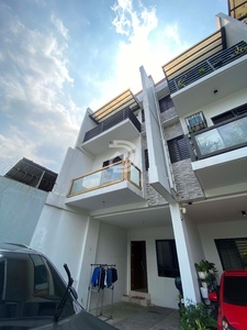 Three Storey Townhouse for Sale in Don Antonio Heights
