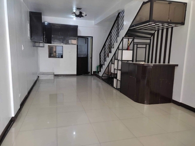 townhouse for rent on Carousell